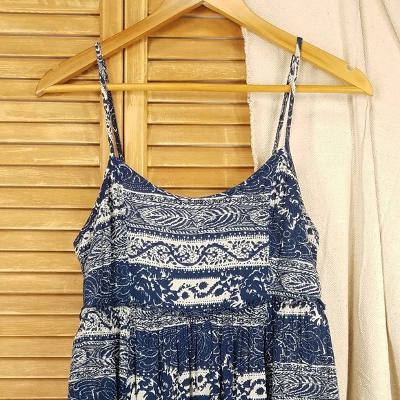 ⨇ ⨊ Bohemian Flowy Asymmetrical mini dress ⨊⨇ - Picture 2 of 9